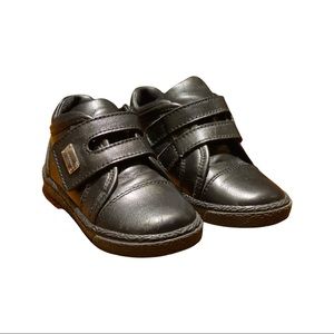 Elegant and comfortable Dolce & Gabbana toddler shoe!